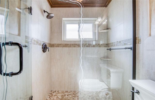 9548 141ST STREET, Seminole, FL 33776