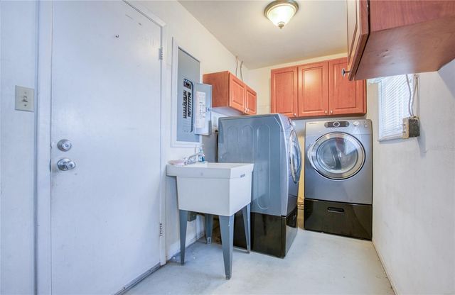 9548 141ST STREET, Seminole, FL 33776