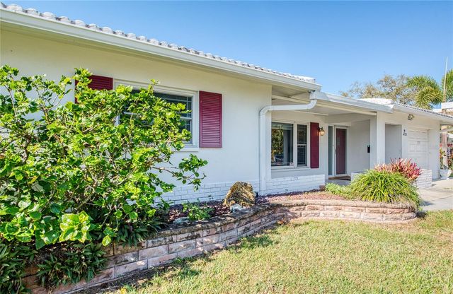 9548 141ST STREET, Seminole, FL 33776