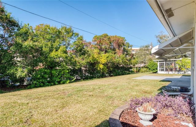 9548 141ST STREET, Seminole, FL 33776