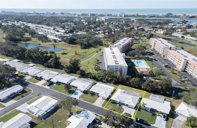 9548 141ST STREET, Seminole, FL 33776