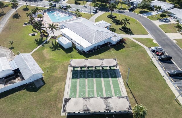 9548 141ST STREET, Seminole, FL 33776