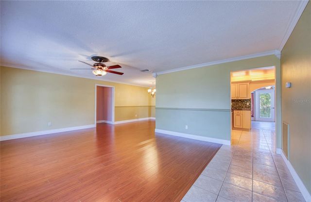 9548 141ST STREET, Seminole, FL 33776