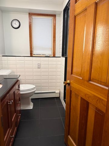 129 Balcom St 1, Mansfield, MA 02048
