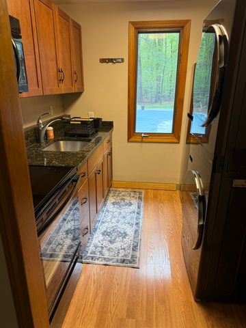 129 Balcom St 1, Mansfield, MA 02048