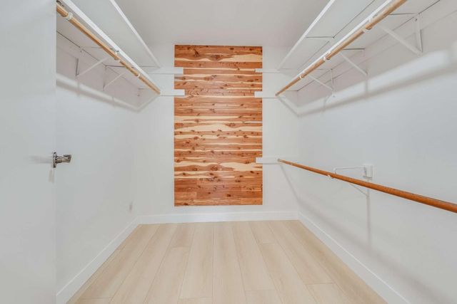 1070 Mercedes Avenue 1, Los Altos, CA 94022