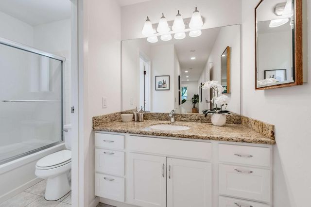 1070 Mercedes Avenue 1, Los Altos, CA 94022