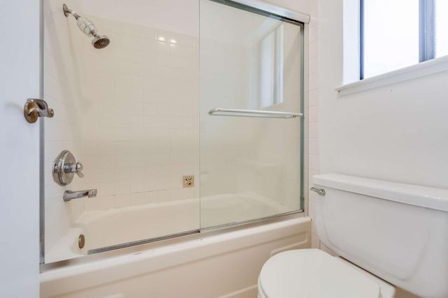 1070 Mercedes Avenue 1, Los Altos, CA 94022