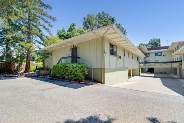 1070 Mercedes Avenue 1, Los Altos, CA 94022