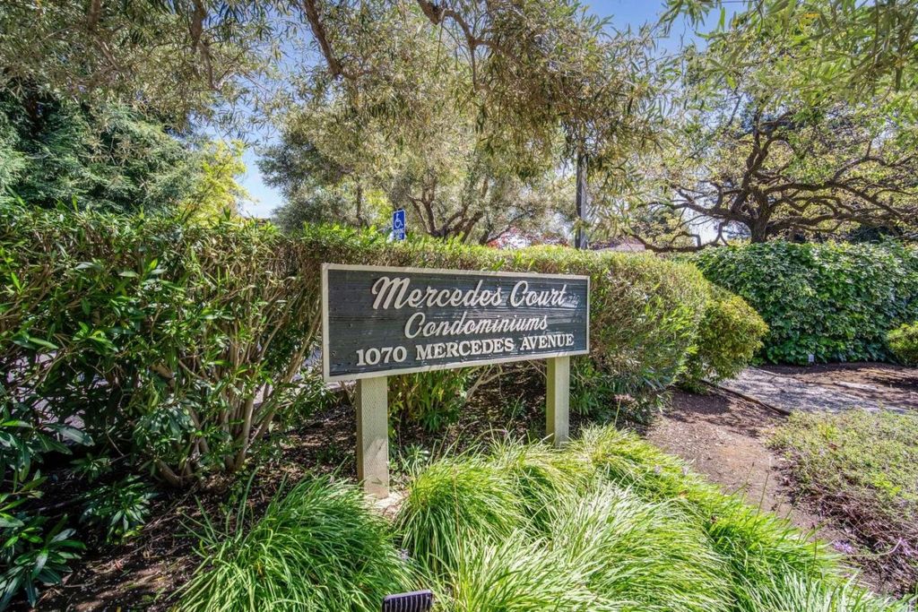 1070 Mercedes Avenue 1, Los Altos, CA 94022