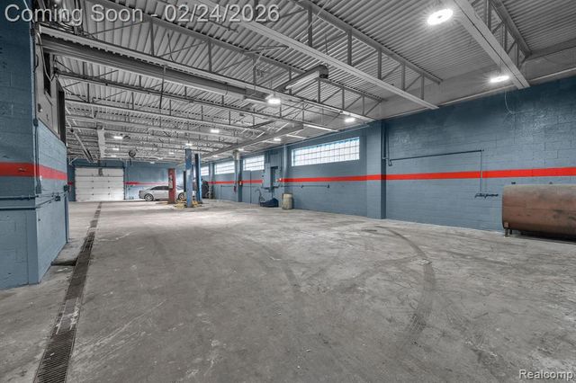 22541 Grand River Avenue, Detroit, MI 48219