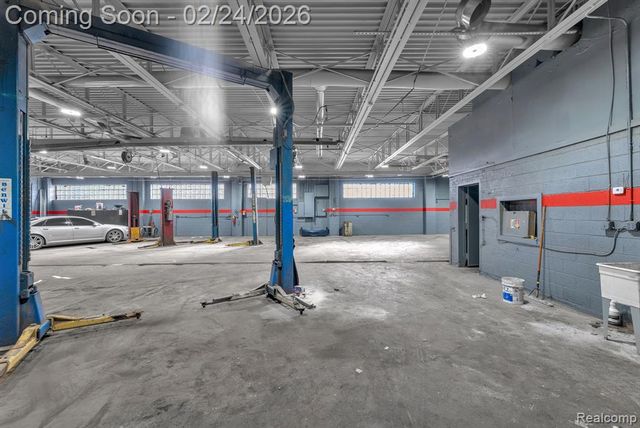 22541 Grand River Avenue, Detroit, MI 48219