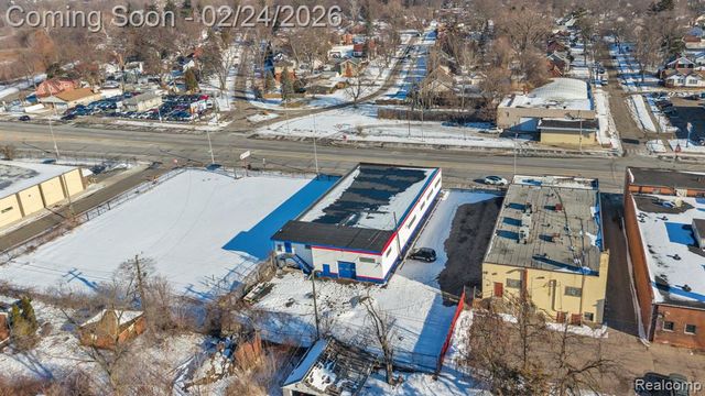 22541 Grand River Avenue, Detroit, MI 48219