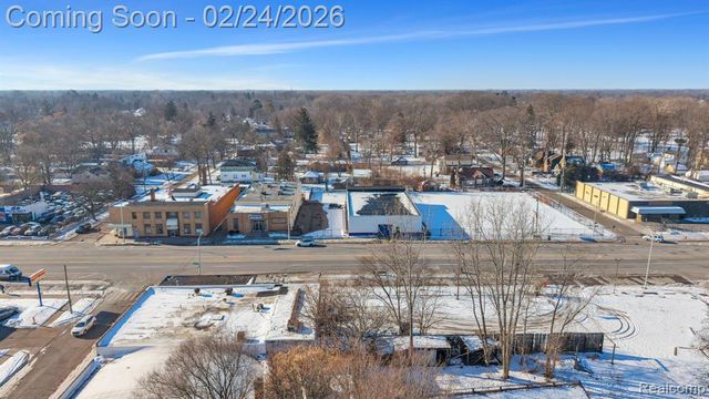 22541 Grand River Avenue, Detroit, MI 48219