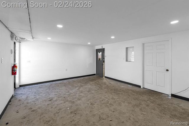 22541 Grand River Avenue, Detroit, MI 48219