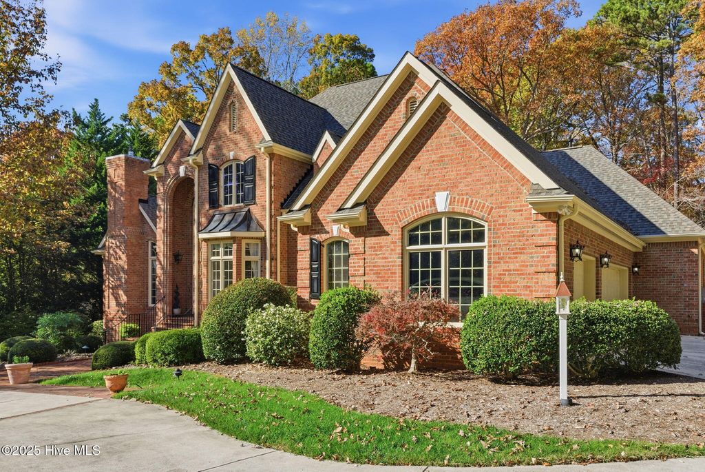 Image 5 of property listing at 3710 Dairy Pond Place, Durham, NC 27705