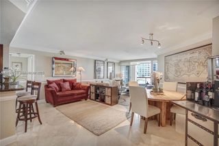 6767 Collins 901, Miami Beach, FL 33141