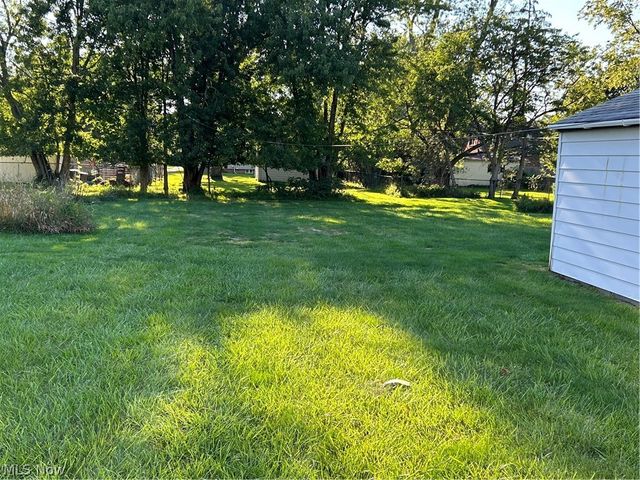 6908 Orchard Boulevard, Parma Heights, OH 44130