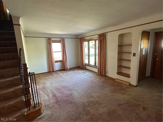 6908 Orchard Boulevard, Parma Heights, OH 44130