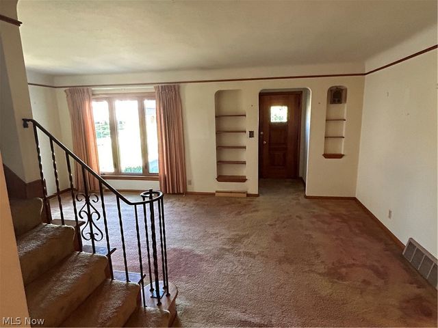 6908 Orchard Boulevard, Parma Heights, OH 44130