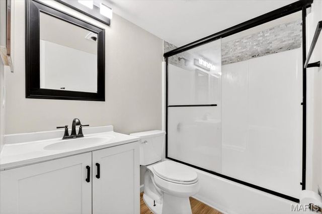 1432 Thrush Place, Brentwood, MO 63144