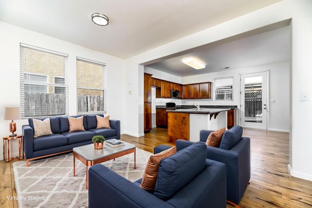 7464 E Robinson Avenue, Fresno, CA 93737