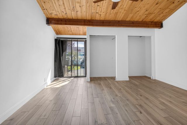 4761 NW 2nd Avenue 301, Boca Raton, FL 33431