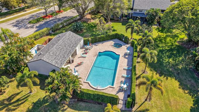 4761 NW 2nd Avenue 301, Boca Raton, FL 33431