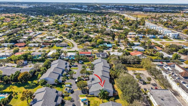 4761 NW 2nd Avenue 301, Boca Raton, FL 33431