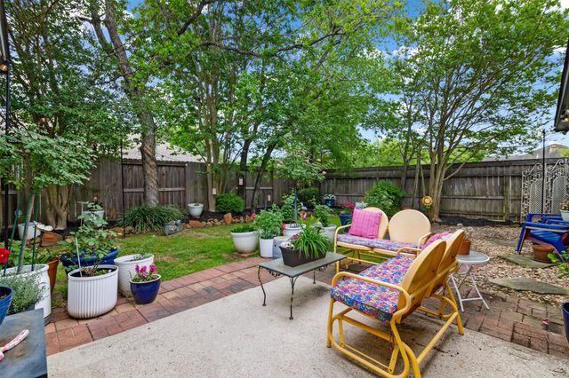 19306 Young Oak Street, Spring, TX 77379