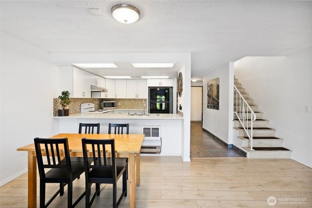 30831 13th Place S #13, Federal Way, WA 98003
