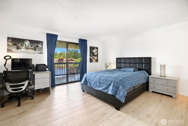 30831 13th Place S #13, Federal Way, WA 98003