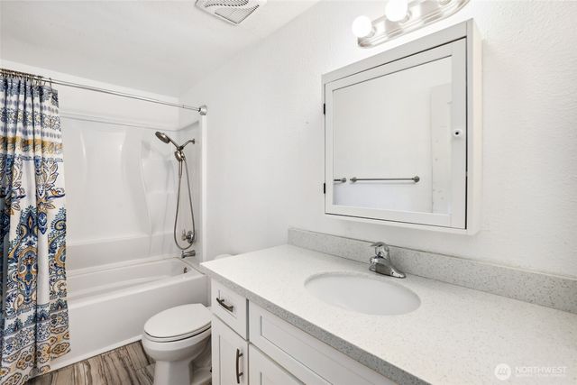 30831 13th Place S #13, Federal Way, WA 98003