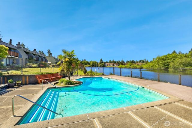 30831 13th Place S #13, Federal Way, WA 98003