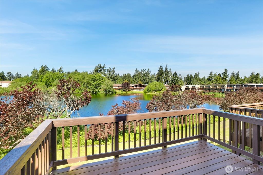 30831 13th Place S #13, Federal Way, WA 98003