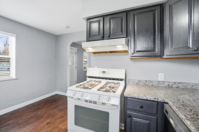 3935 Carrie Avenue, Cheviot, OH 45211