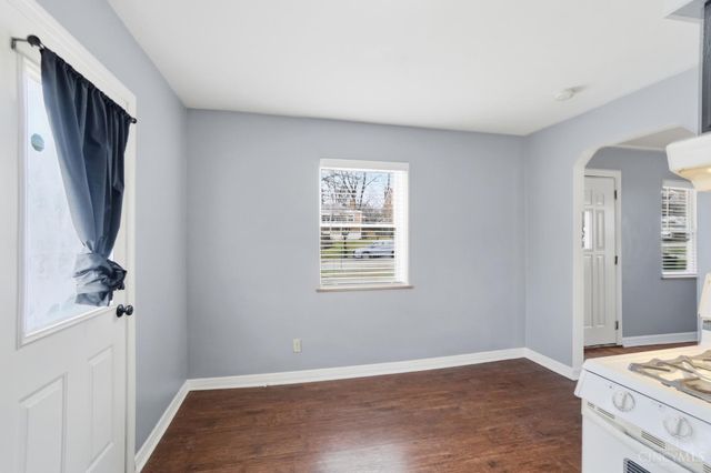 3935 Carrie Avenue, Cheviot, OH 45211