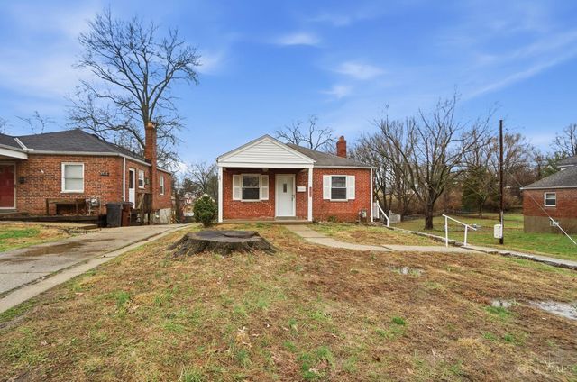 3935 Carrie Avenue, Cheviot, OH 45211