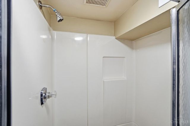 3935 Carrie Avenue, Cheviot, OH 45211