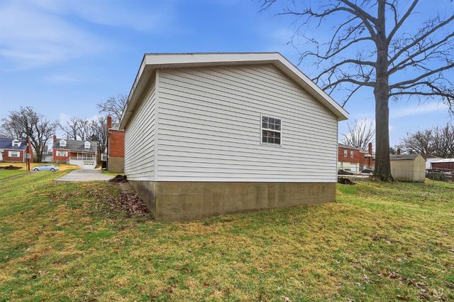 3935 Carrie Avenue, Cheviot, OH 45211