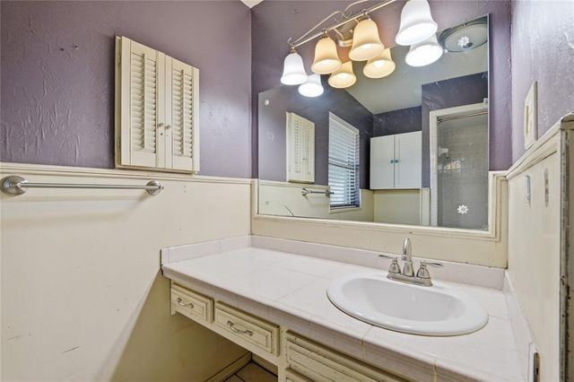 2716 N Eagle Lane, Oklahoma City, OK 73127