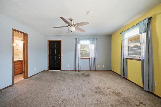2716 N Eagle Lane, Oklahoma City, OK 73127