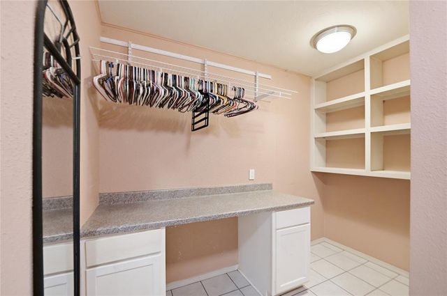 2716 N Eagle Lane, Oklahoma City, OK 73127
