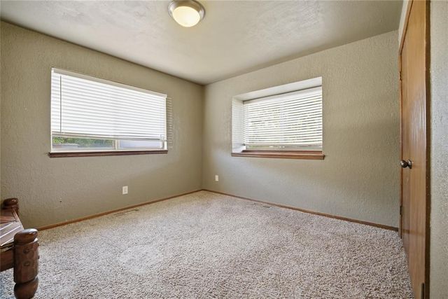2716 N Eagle Lane, Oklahoma City, OK 73127