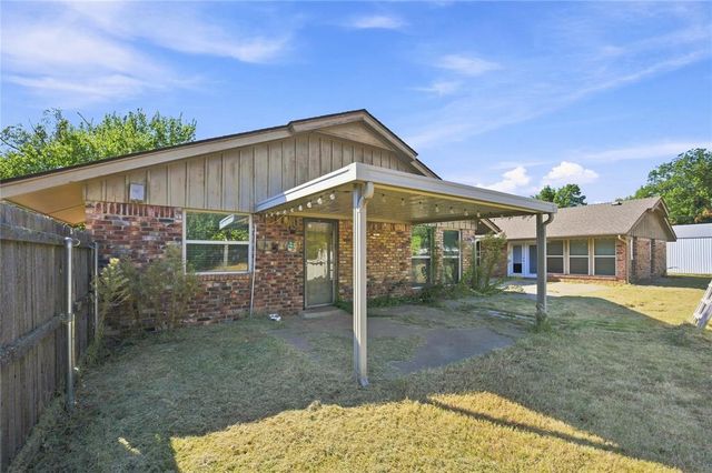 2716 N Eagle Lane, Oklahoma City, OK 73127