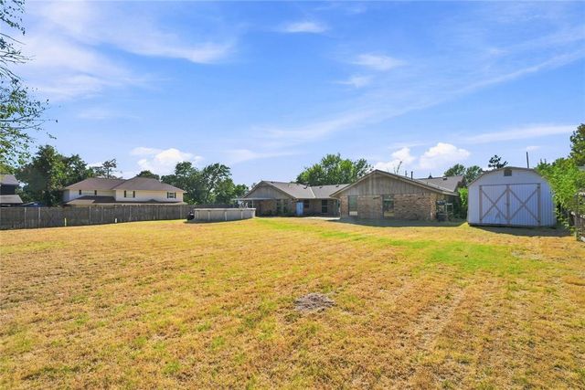 2716 N Eagle Lane, Oklahoma City, OK 73127