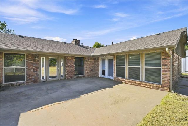 2716 N Eagle Lane, Oklahoma City, OK 73127