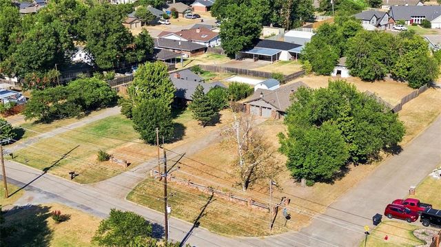 2716 N Eagle Lane, Oklahoma City, OK 73127