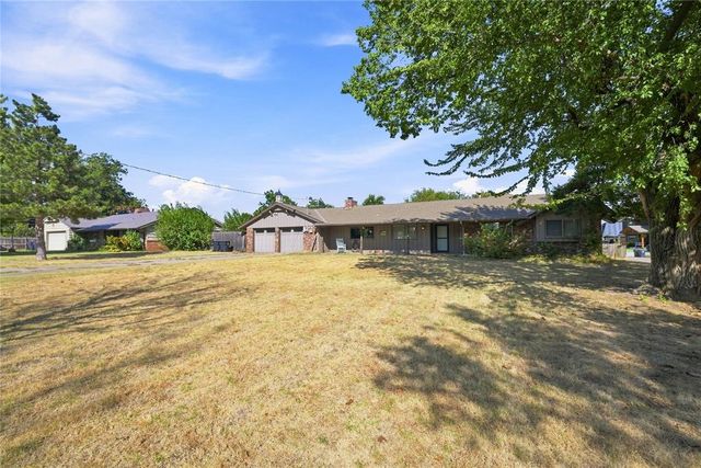 2716 N Eagle Lane, Oklahoma City, OK 73127