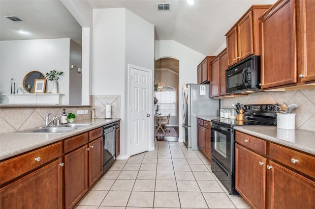 1710 Chadwick Court, Cedar Hill, TX 75104